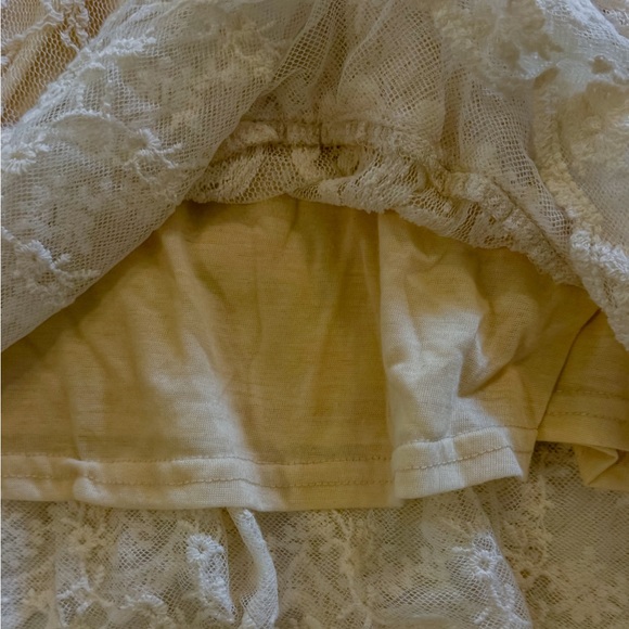 Pretty Angel Lace Dress - Picture 6 of 8